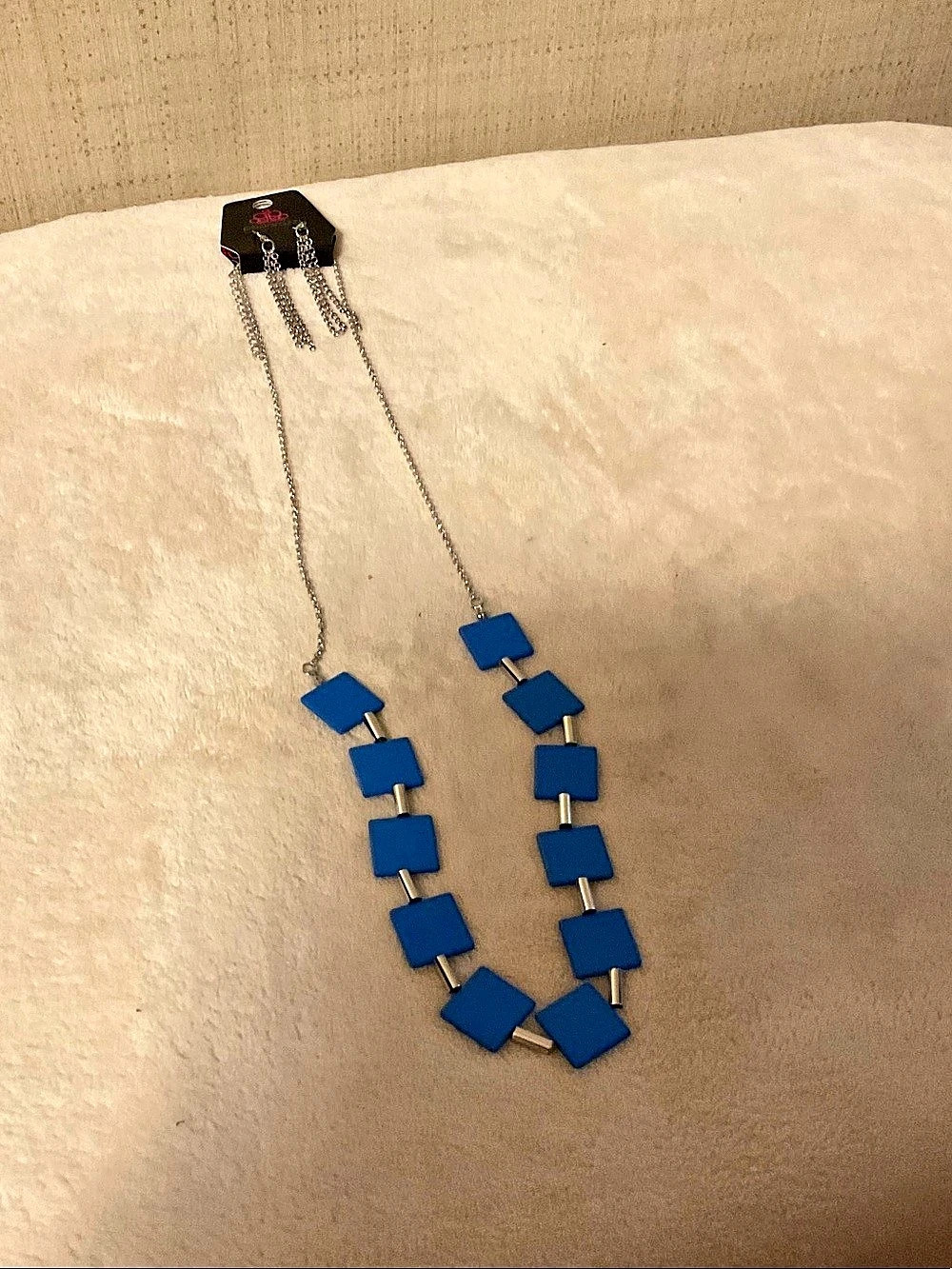 paparazzi Blue Geometric Necklace NWT
